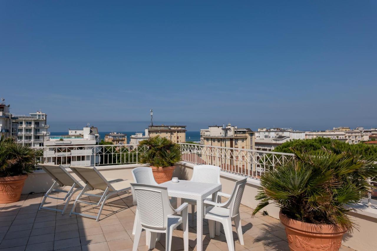 Hotel Sylvia Lido di Camaiore Exterior foto