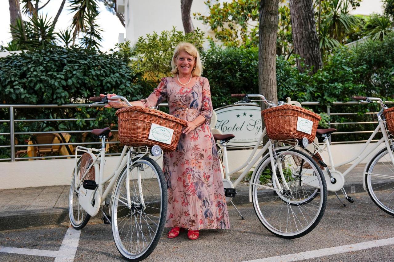 Hotel Sylvia Lido di Camaiore Exterior foto