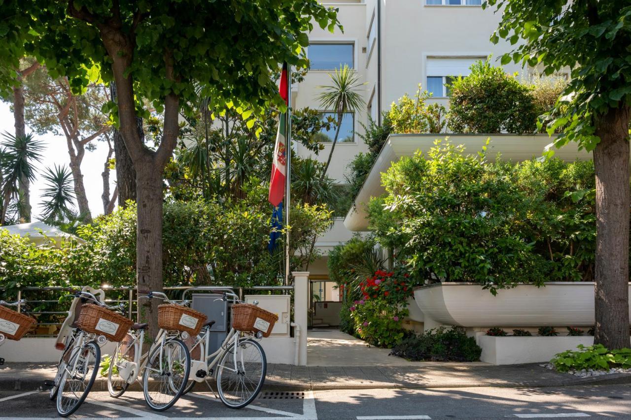 Hotel Sylvia Lido di Camaiore Exterior foto