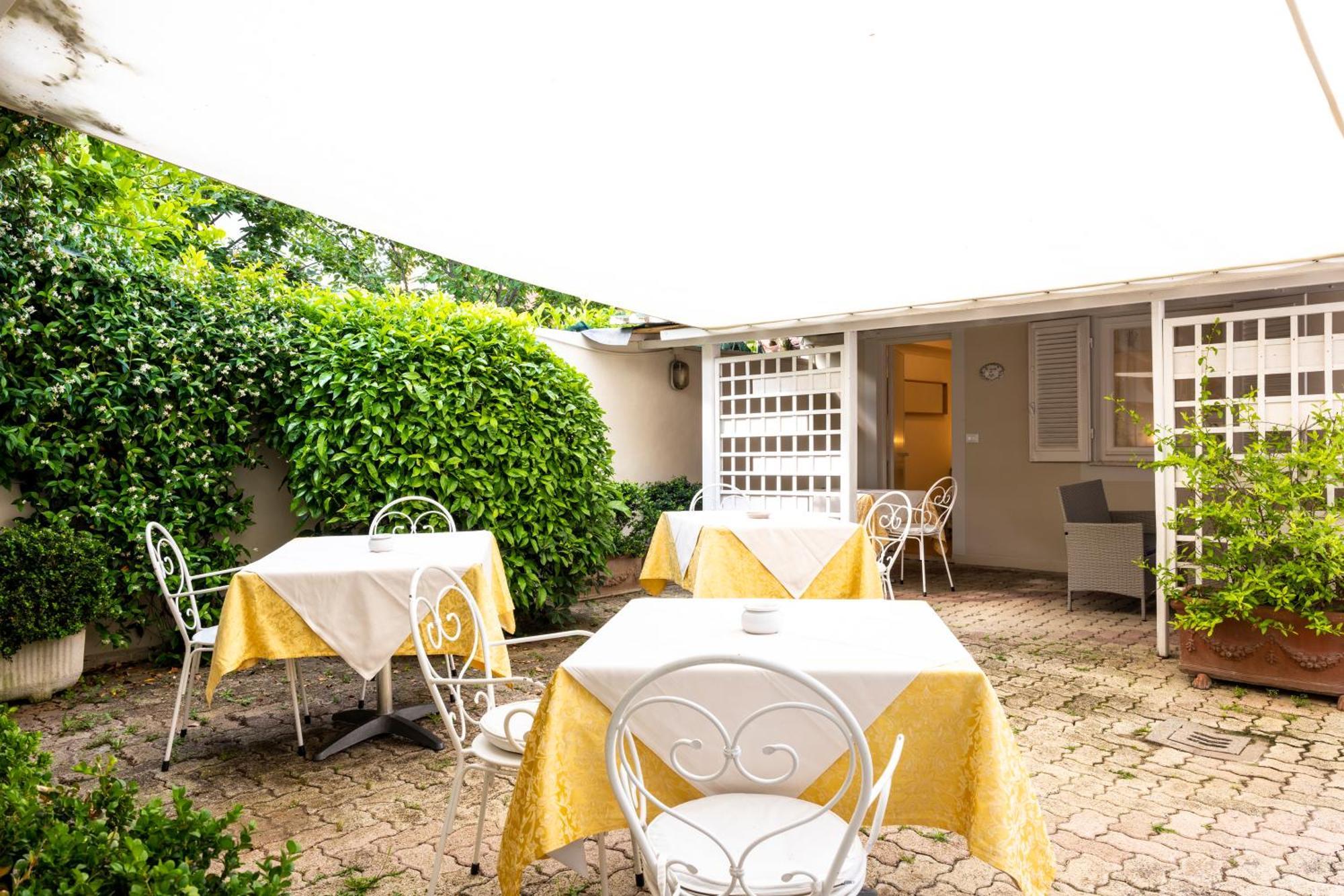 Hotel Sylvia Lido di Camaiore Habitación foto